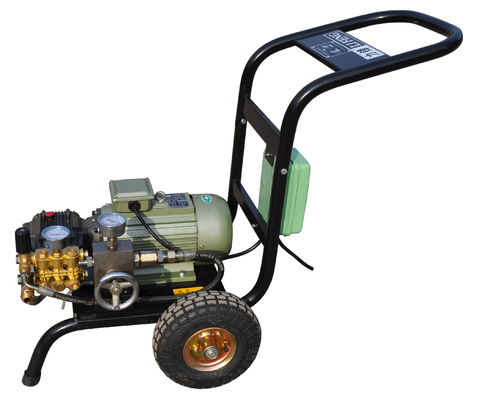 1.1KW -7.5KW motoriseerde Hydro van het de Pijpleidings Hydro Testende Materiaal van de Testpomp Karretjetype